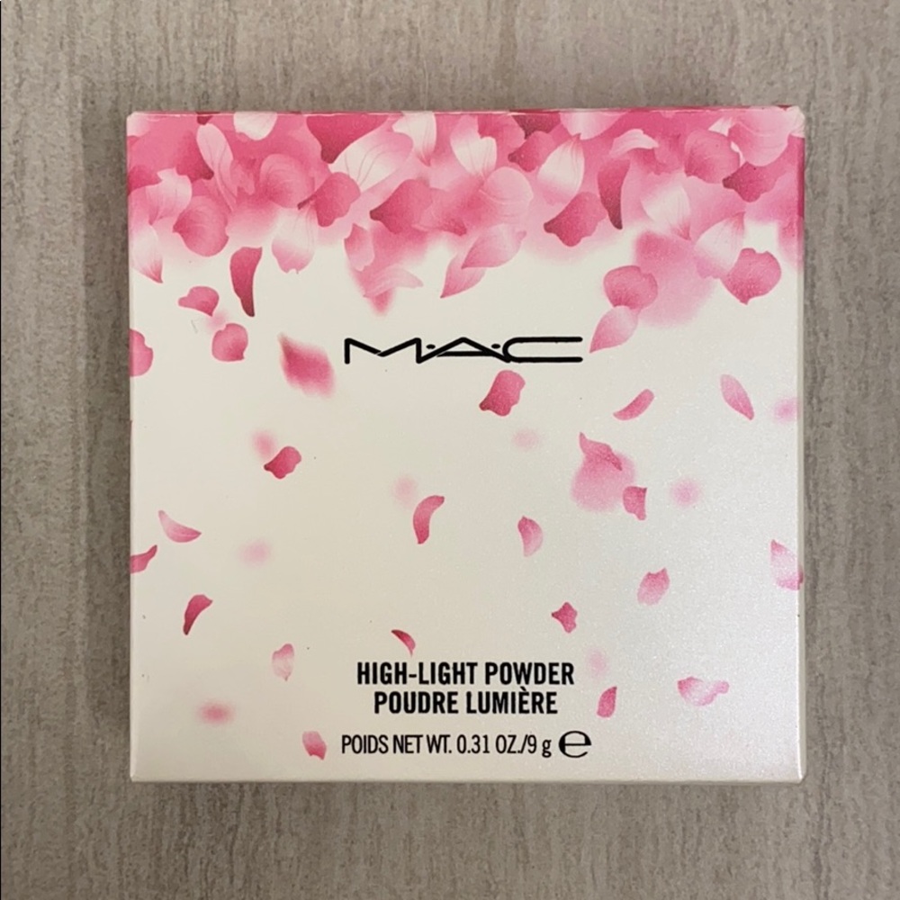 MAC hightlight powder fluer real